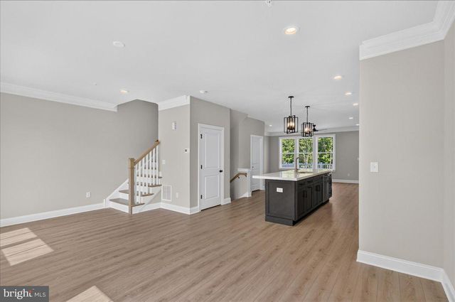 324 SCHADLE RD, Bedminster, PA 18910