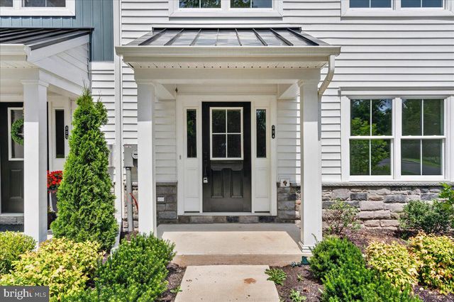 324 SCHADLE RD, Bedminster, PA 18910