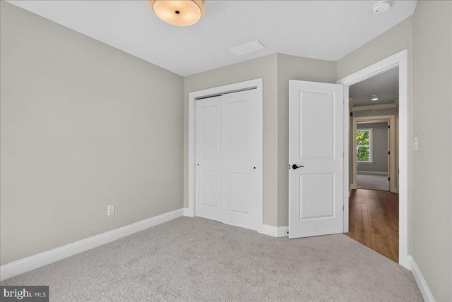 324 SCHADLE RD, Bedminster, PA 18910