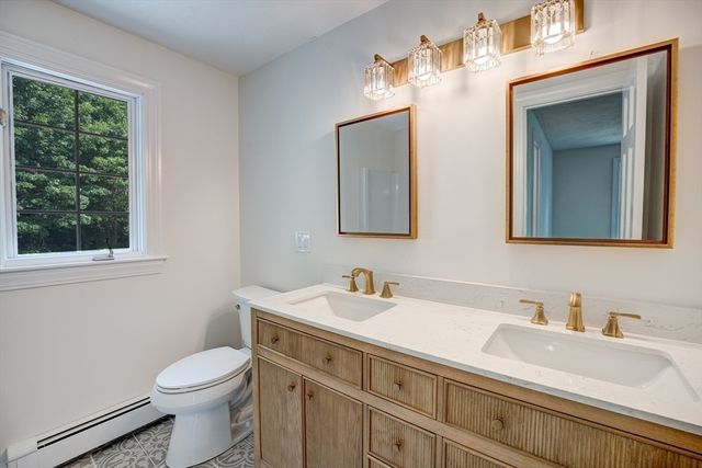 1157 Main St, Bolton, MA 01740