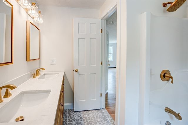 1157 Main St, Bolton, MA 01740