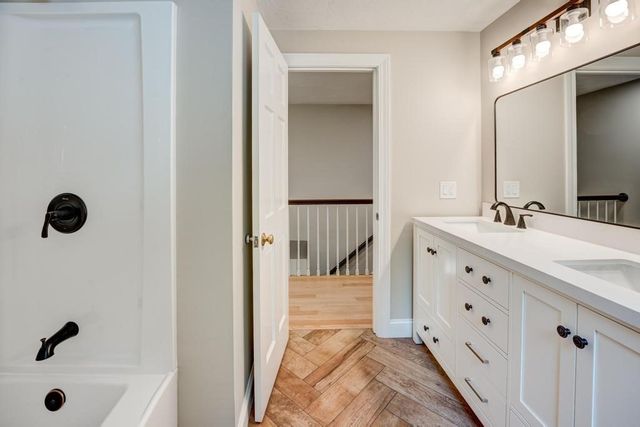 1157 Main St, Bolton, MA 01740