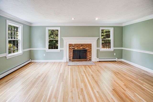 1157 Main St, Bolton, MA 01740