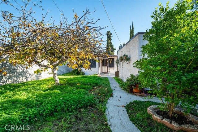 1437 N Sierra Bonita Avenue, Pasadena, CA 91104