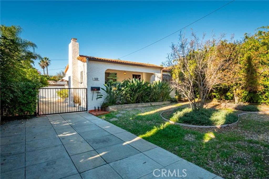 1437 N Sierra Bonita Avenue, Pasadena, CA 91104