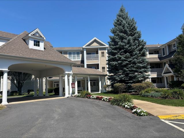 1214 Emerald Couort 1214, Tewksbury, MA 01876