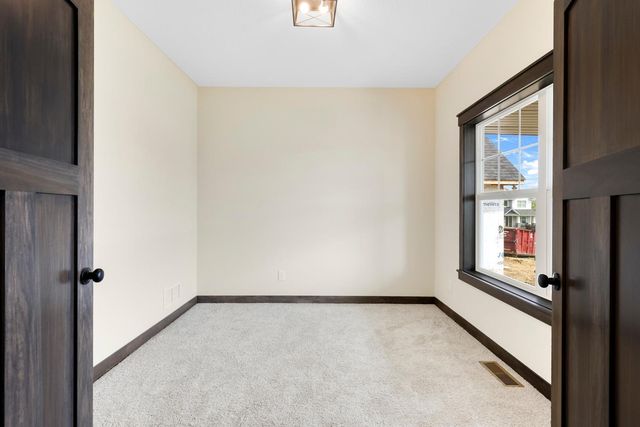 18583 Hidden Way, Lakeville, MN 55044