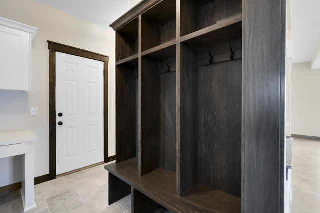 18583 Hidden Way, Lakeville, MN 55044