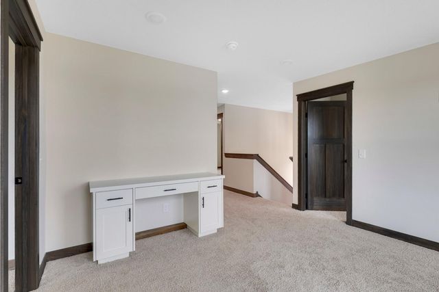 18583 Hidden Way, Lakeville, MN 55044