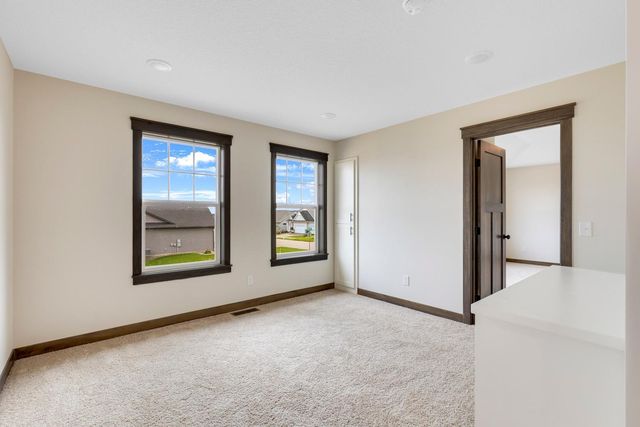 18583 Hidden Way, Lakeville, MN 55044