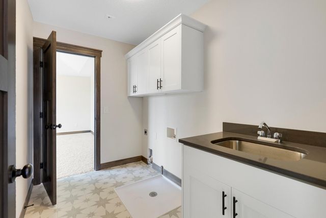 18583 Hidden Way, Lakeville, MN 55044