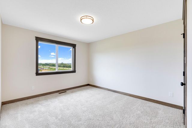 18583 Hidden Way, Lakeville, MN 55044