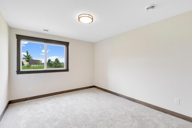 18583 Hidden Way, Lakeville, MN 55044