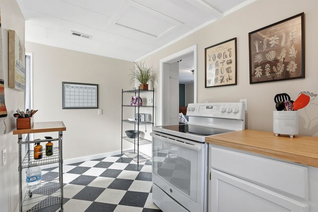 522 E 8th Ave, Spokane, WA 99202