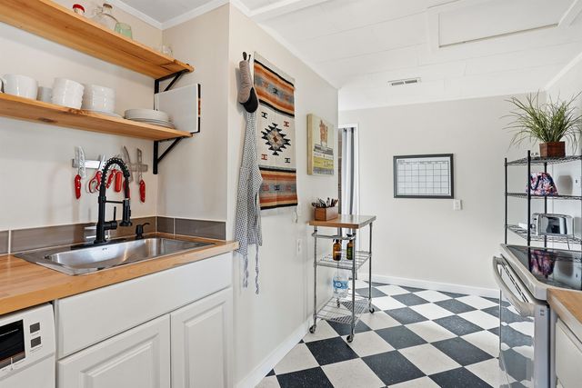 522 E 8th Ave, Spokane, WA 99202