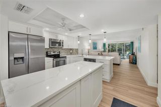 15161 Cedarwood LN 1105, Naples, FL 34110