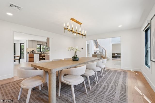 388 Freemans Ln, Franklin Lakes Boro, NJ 07417