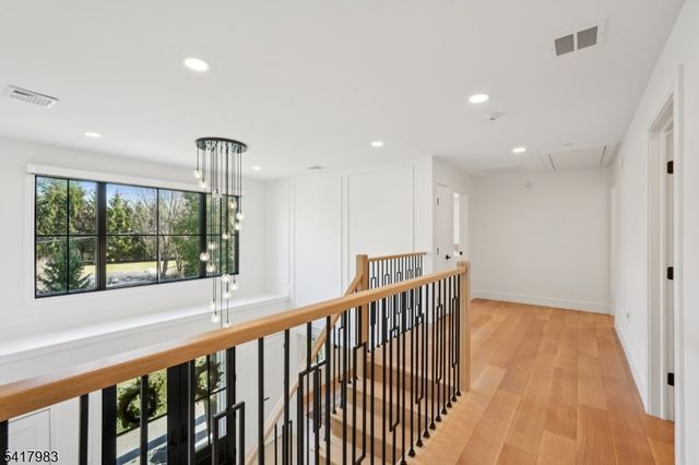 388 Freemans Ln, Franklin Lakes Boro, NJ 07417