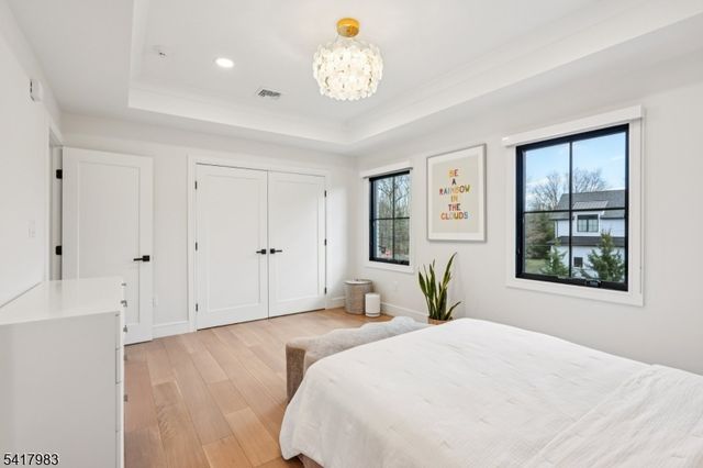 388 Freemans Ln, Franklin Lakes Boro, NJ 07417