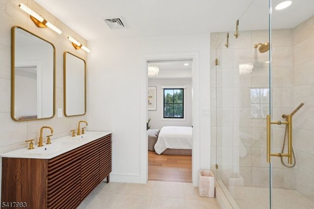 388 Freemans Ln, Franklin Lakes Boro, NJ 07417