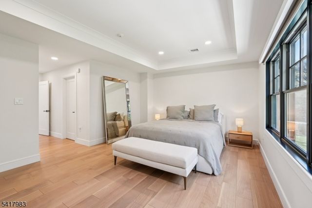 388 Freemans Ln, Franklin Lakes Boro, NJ 07417