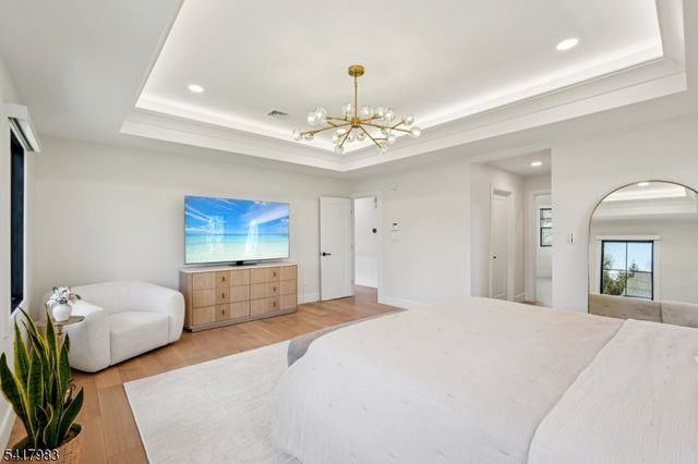 388 Freemans Ln, Franklin Lakes Boro, NJ 07417