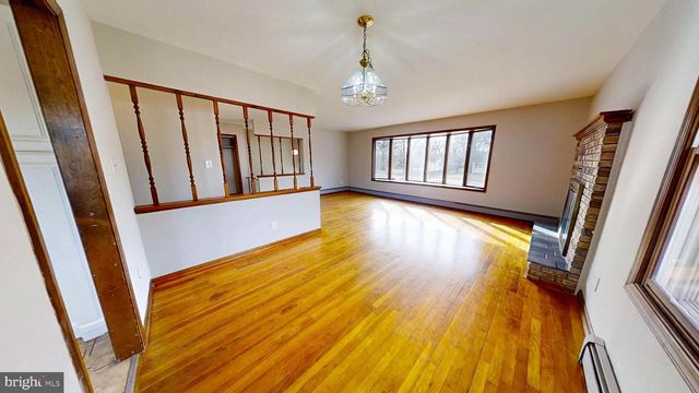 653 BUCKSHUTEM RD, Bridgeton, NJ 08302