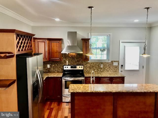 853 W LOMBARD ST, Baltimore, MD 21201