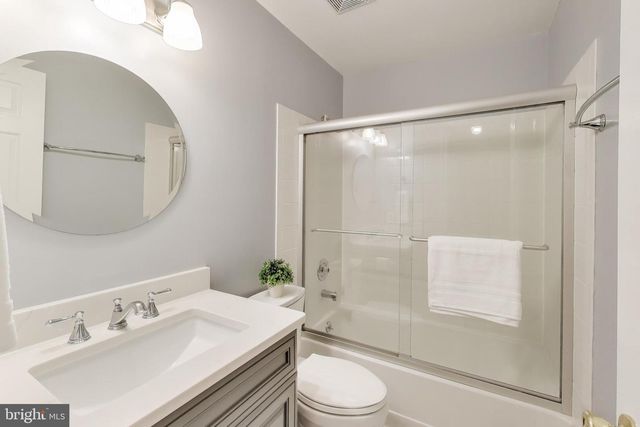 3717 JENNY LYNNE LN, Fairfax, VA 22030