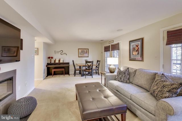 3717 JENNY LYNNE LN, Fairfax, VA 22030