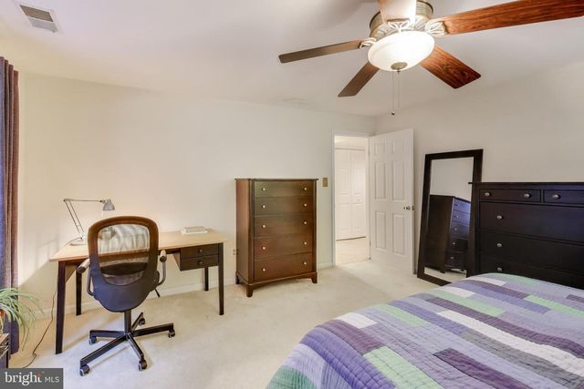 3717 JENNY LYNNE LN, Fairfax, VA 22030