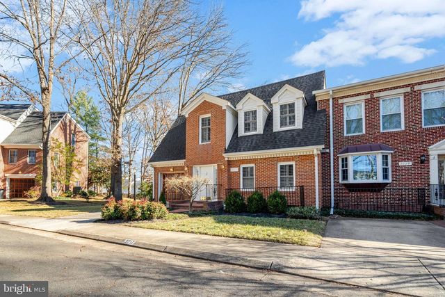 3717 JENNY LYNNE LN, Fairfax, VA 22030