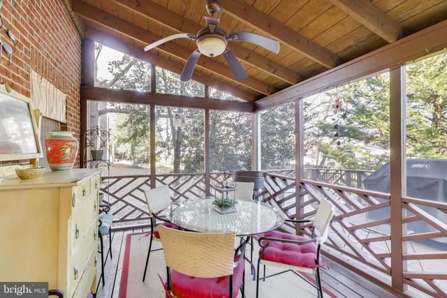 3717 JENNY LYNNE LN, Fairfax, VA 22030