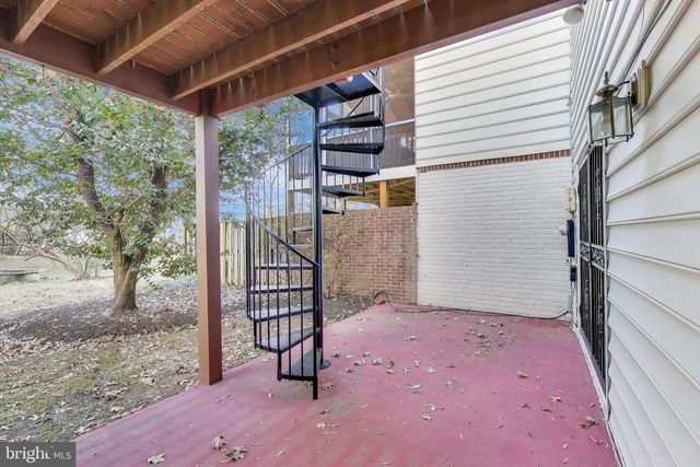 3717 JENNY LYNNE LN, Fairfax, VA 22030