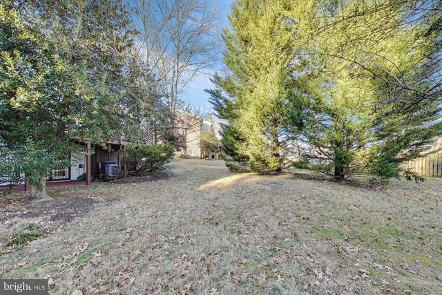 3717 JENNY LYNNE LN, Fairfax, VA 22030