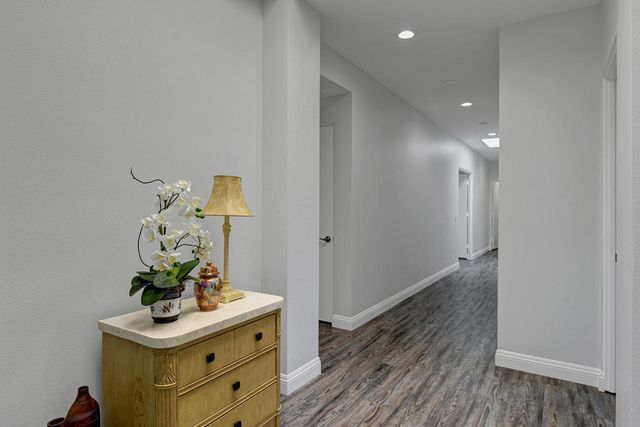 679 Box Canyon Trail, Palm Desert, CA 92211