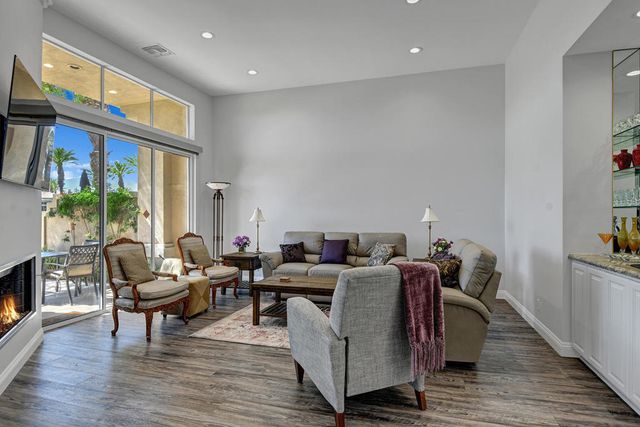 679 Box Canyon Trail, Palm Desert, CA 92211