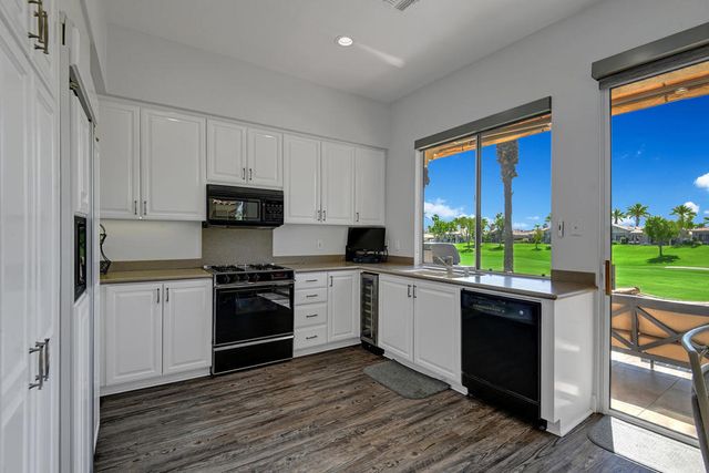 679 Box Canyon Trail, Palm Desert, CA 92211