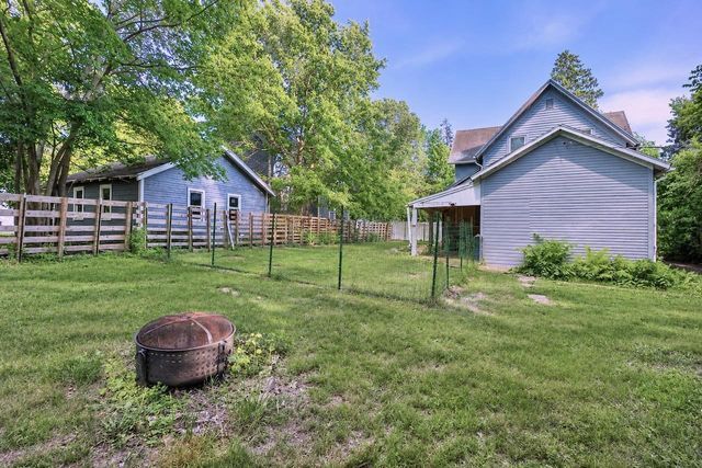 713 St Lawrence Avenue, Beloit, WI 53511