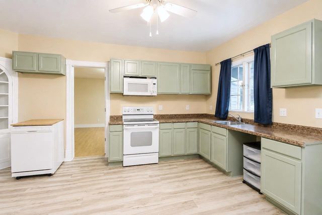 713 St Lawrence Avenue, Beloit, WI 53511