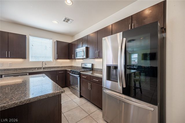 5856 Brown Tree Lane, North Las Vegas, NV 89081
