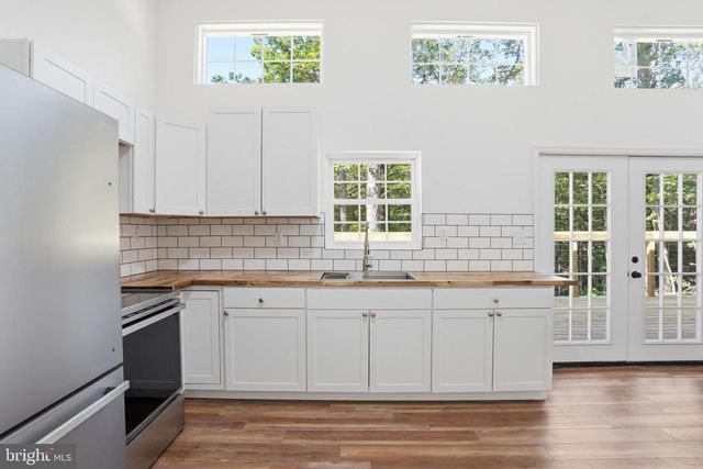 1307 CARDINAL DR, Luray, VA 22835