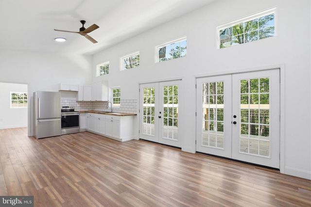 1307 CARDINAL DR, Luray, VA 22835