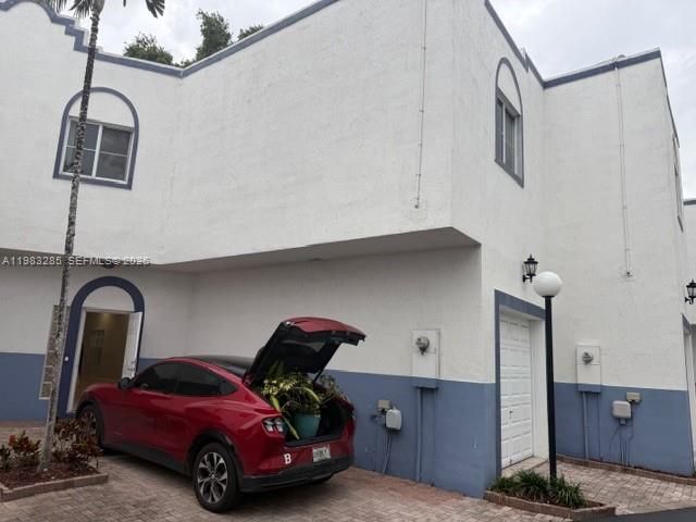 2927 SW 18th Ter 2927, Fort Lauderdale, FL 33315