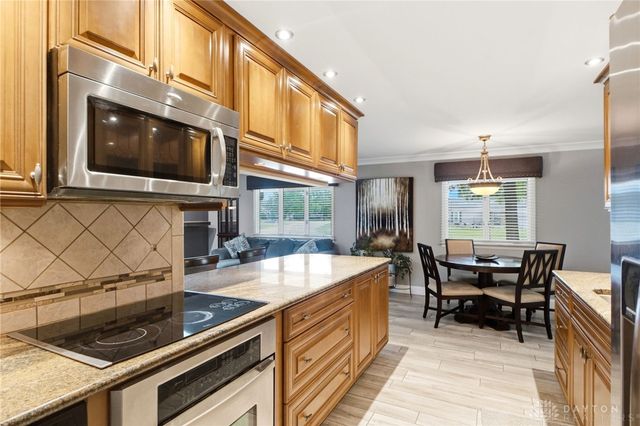 7882 Millerton Drive, Centerville, OH 45459