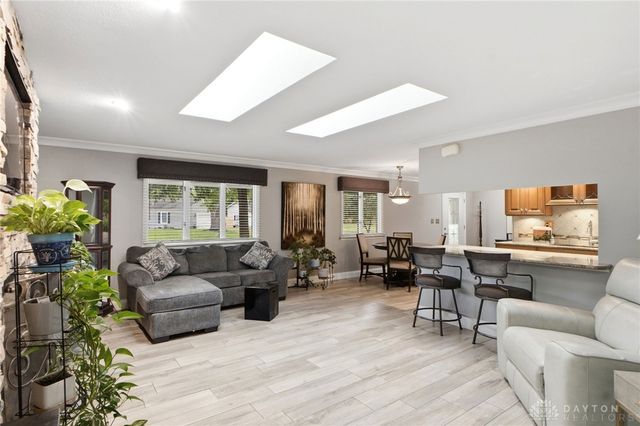 7882 Millerton Drive, Centerville, OH 45459