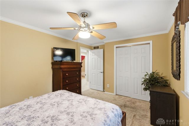 7882 Millerton Drive, Centerville, OH 45459