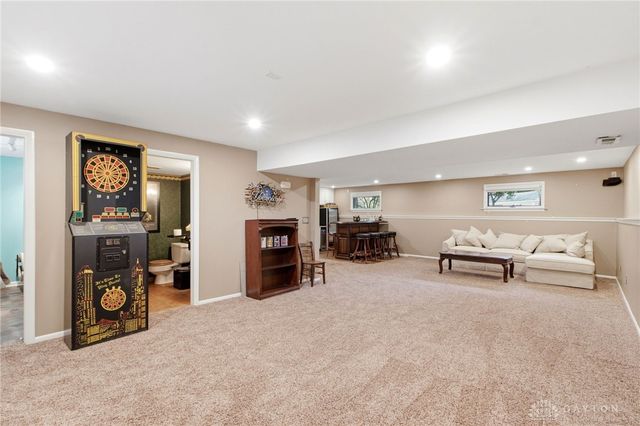 7882 Millerton Drive, Centerville, OH 45459