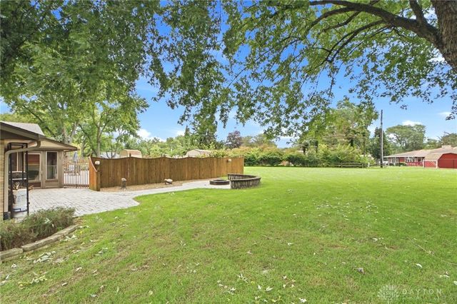7882 Millerton Drive, Centerville, OH 45459