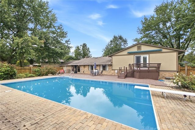 7882 Millerton Drive, Centerville, OH 45459